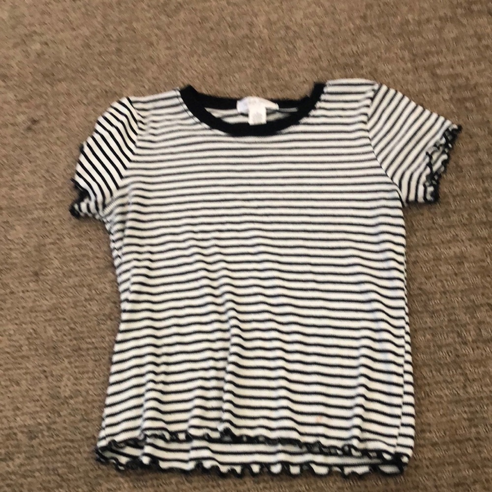 Black and white stripe